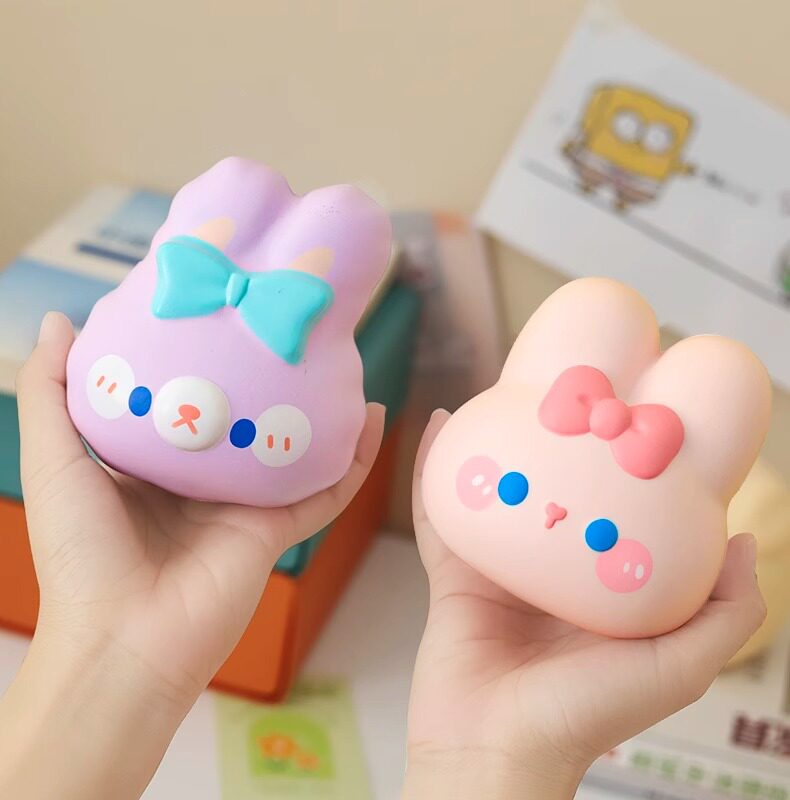 Креативные игрушки для детей 解压神器网红猪猪捏捏乐玩具慢回弹办公室减压球手捏女生治愈礼物 JIFANPAUL