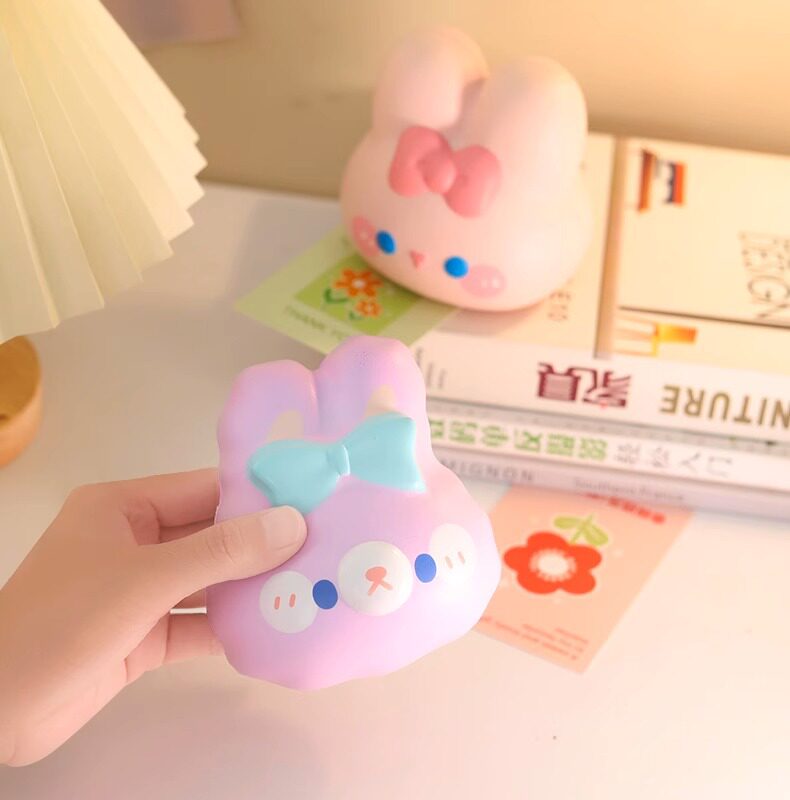Креативные игрушки для детей 解压神器网红猪猪捏捏乐玩具慢回弹办公室减压球手捏女生治愈礼物 JIFANPAUL