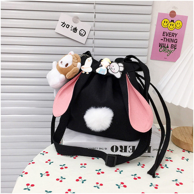 Детская сумка на ремне 春夏新款学生帆布小包包甜美淑女撞色单肩包可爱潮挂件抽绳斜挎包 Jifanpaul