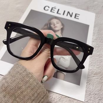 Retro Thick Black Frame Glasses for Women, Large Frame, Non-Prescription, Blue Light Blocking, Suitable for Large Faces, Natural Look, Can Be Fitted with Prescription Lenses, Transparent Lenses for Men