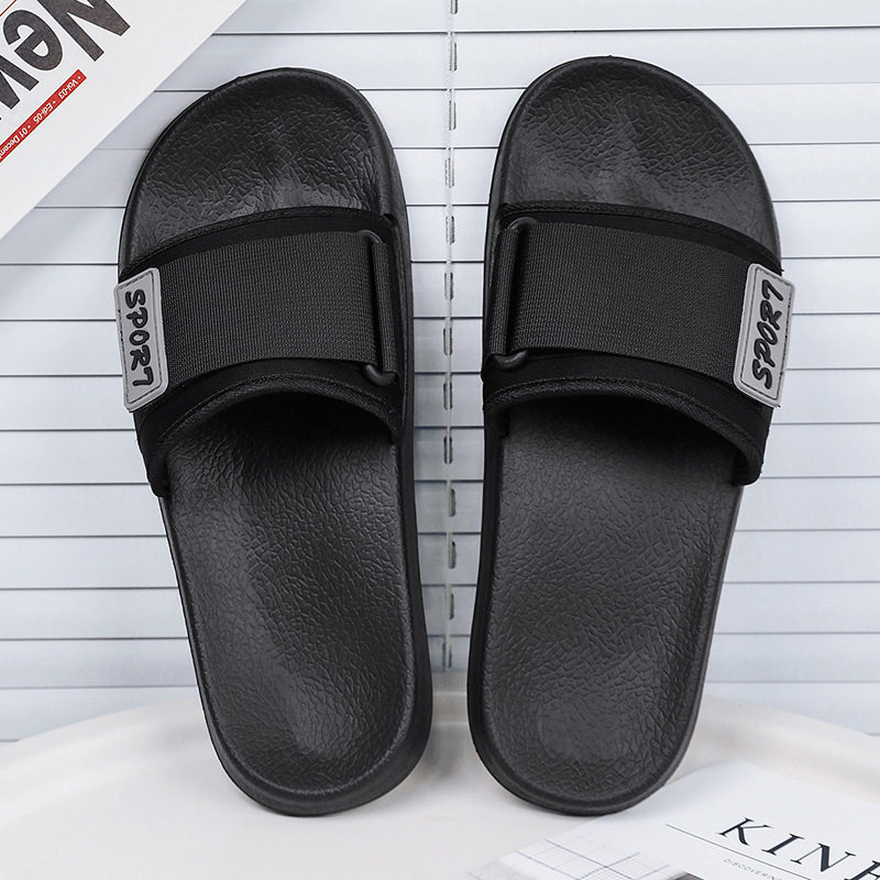 Men's Summer Slippers for Outdoor Wear 2025 New Large Size Personalized Slip-On Non-Slip Home Beach Sandals