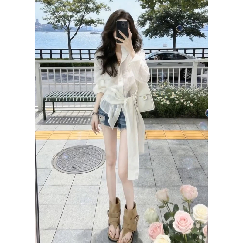 Old Money Style White Shirt for Women, Summer 2026 New Design, Casual and Work-Appropriate, Waist-Cinching, Long-Sleeved Early Autumn Top
