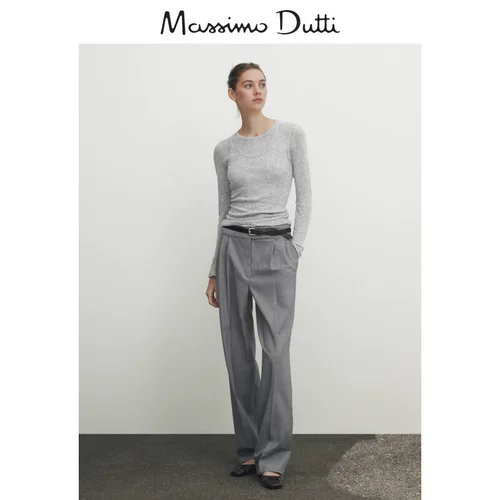 Massimo Dutti, осенний минималистичный дизайнерский лонгслив для отдыха, приятная телу футболка, 2023, облегающий крой, тренд сезона