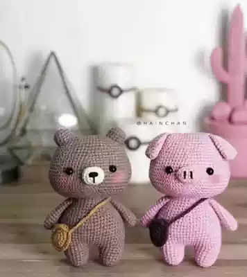 (Non-finished) hand-made wool weaving cute pet bear and Piggy animal doll Hook weaving diagram