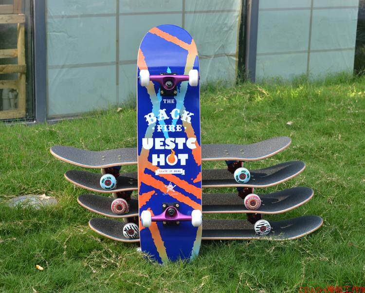 Skateboard pour femme homme CRASH - Ref 2599632 Image 22