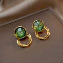 Fatal Gaze Silver Needle Retro Port Wind Ear Nail Woman 2022 Korea Temperament Net Red Earrings 100 Hitch Ride