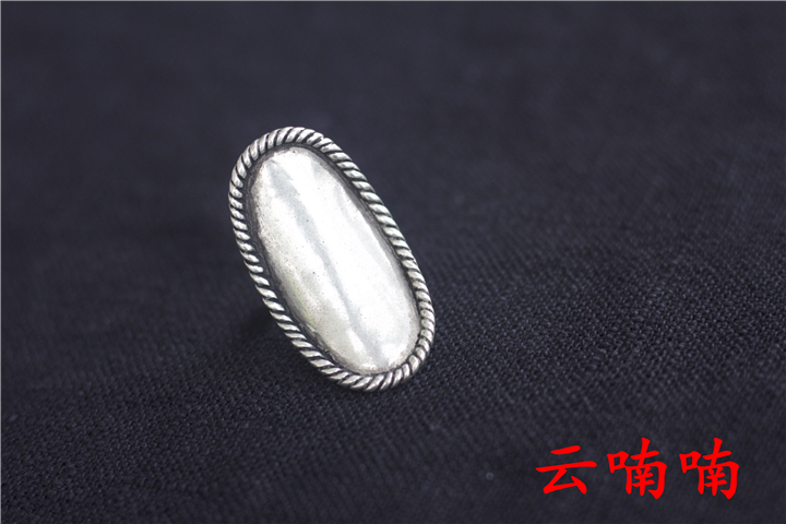 Một loạt các thời trang phong cách dân tộc vòng hỗ trợ trống vườn ươm khay bạc nam và nữ handmade tự làm cũ thêu thêu phụ kiện khuôn nhan kim cuong