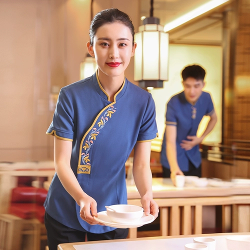 衣研堂 Работники официантов с участием общественного питания работают осенью и зимними китайски