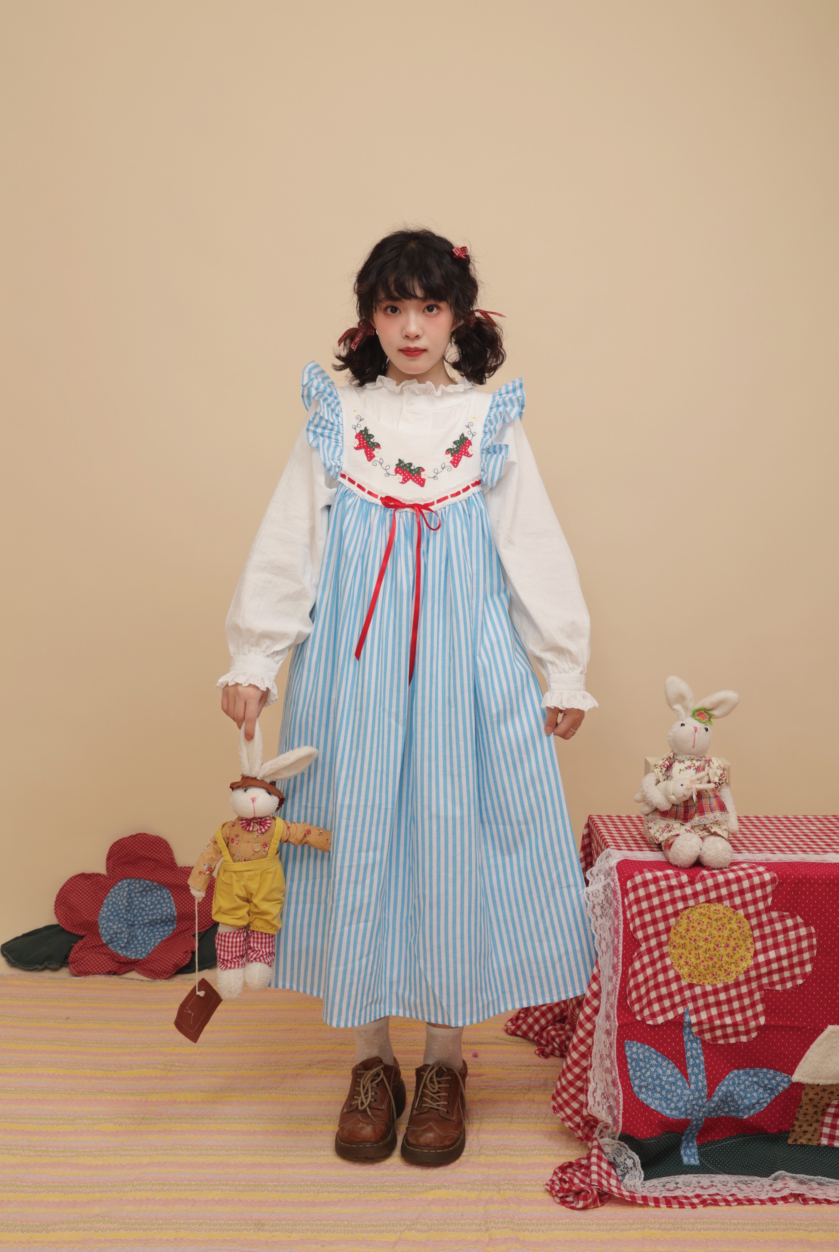 12%OFF】ヴィンテージガーリー いちごアップリケ フリルスリーブ