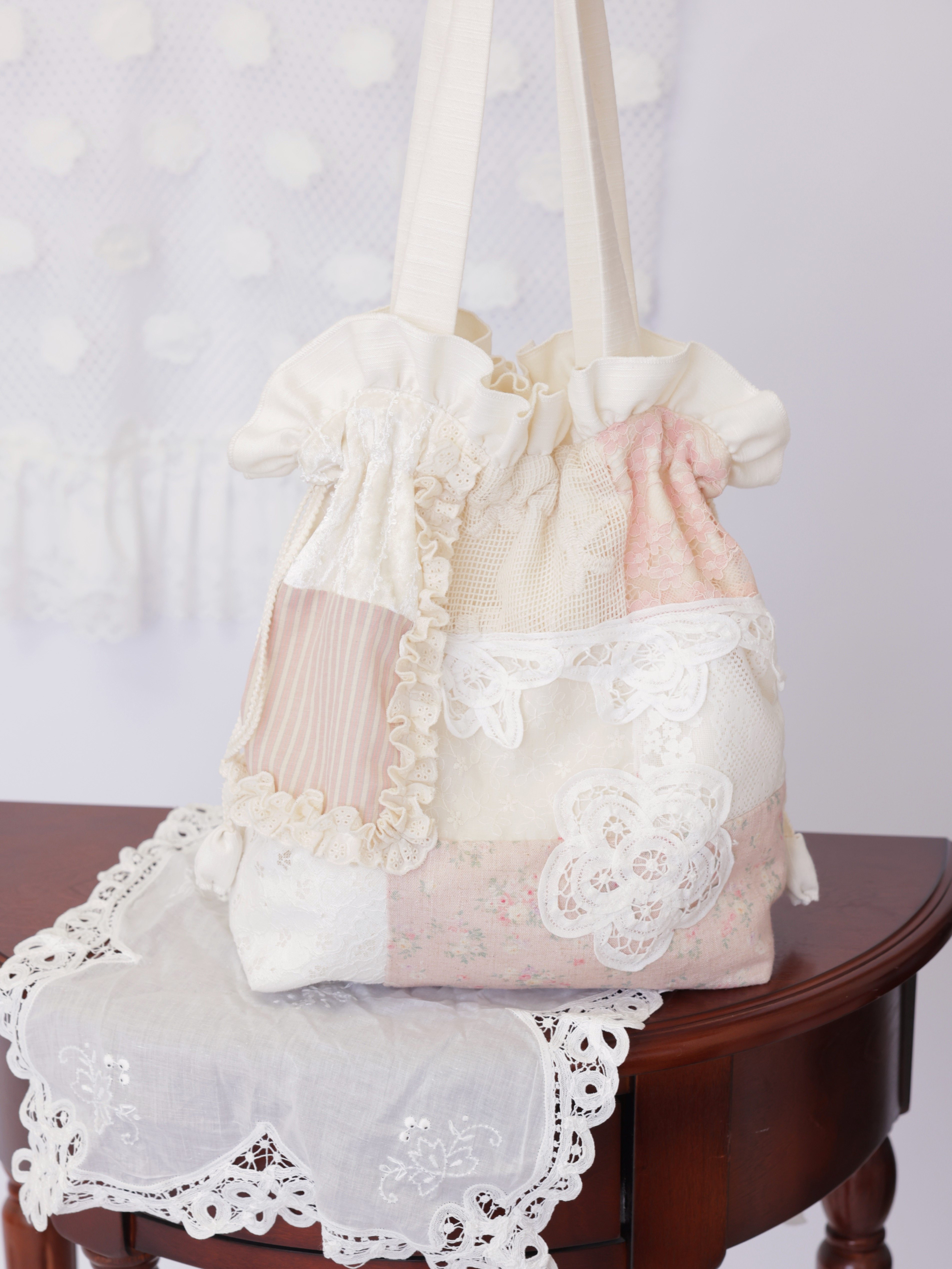 15%OFF】アンティーク調パッチワーク巾着ショルダーバッグ / 小花柄 