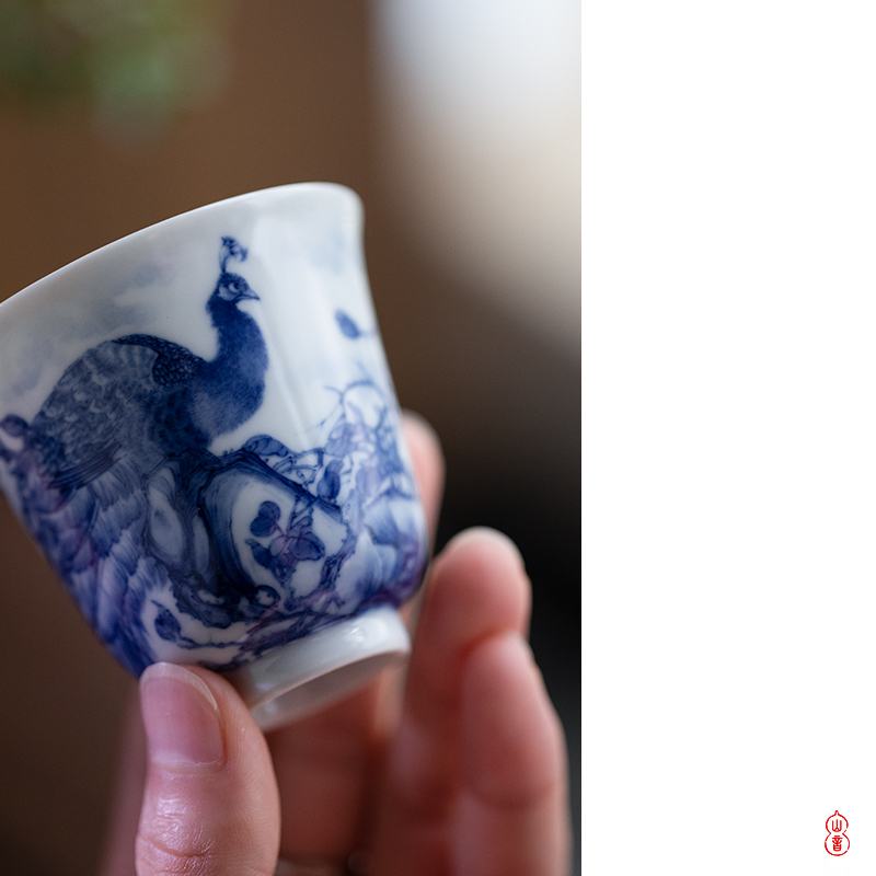 Art home benevolence jingdezhen blue and white peacock tureen checking ceramic high - end tureen tea bowl bowl