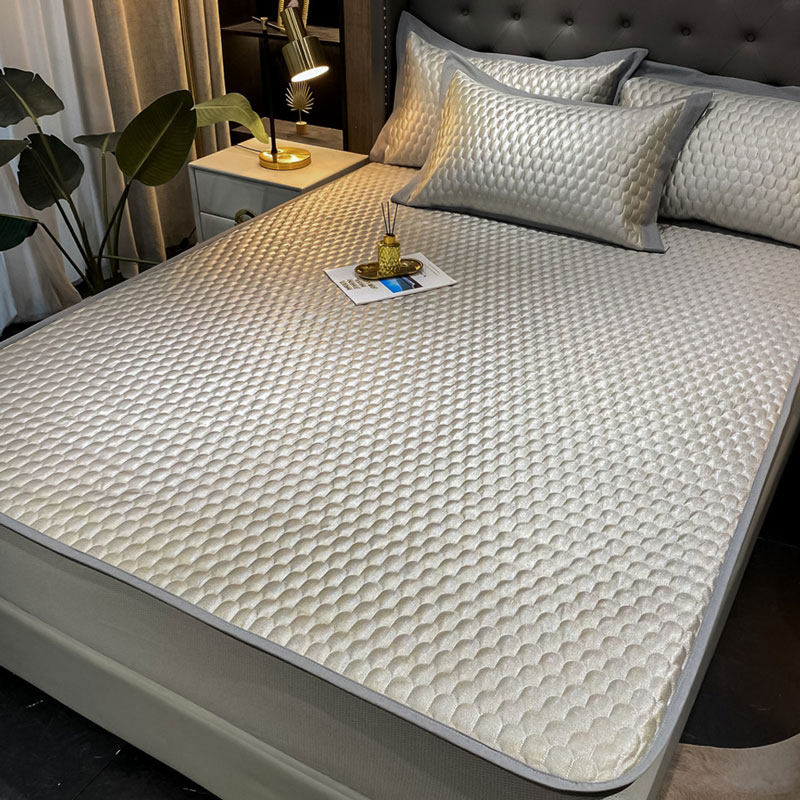 Thai latex bed cool seat 1 8m bed ice wire can be washed up 1 5 m three soft slip in summer
