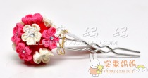 Shanghai Spot Japan Straight Sends Creamy Cherry Blossom Red Cherry Blossom Ball Hairpin