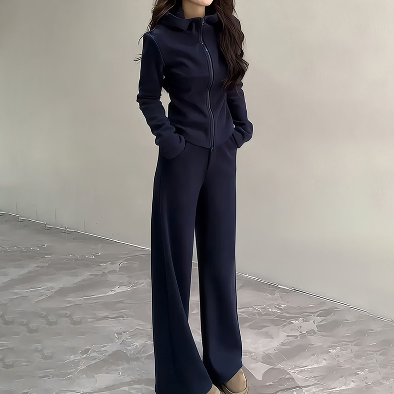 High-End Fashion Sports Suit for Women in Autumn, Korean Style Slim Fit Hooded Sweatshirt, Wide-Leg Pants, Casual Two-Piece Set