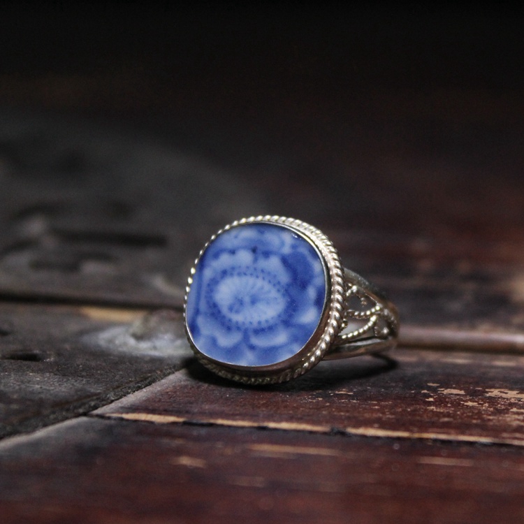 One Noxuan Old Objects Qing Dynasty Blue Flowers Old Porcelain Pieces Pure Silver Inlaid Ring Size Adjustable Art-Taobao