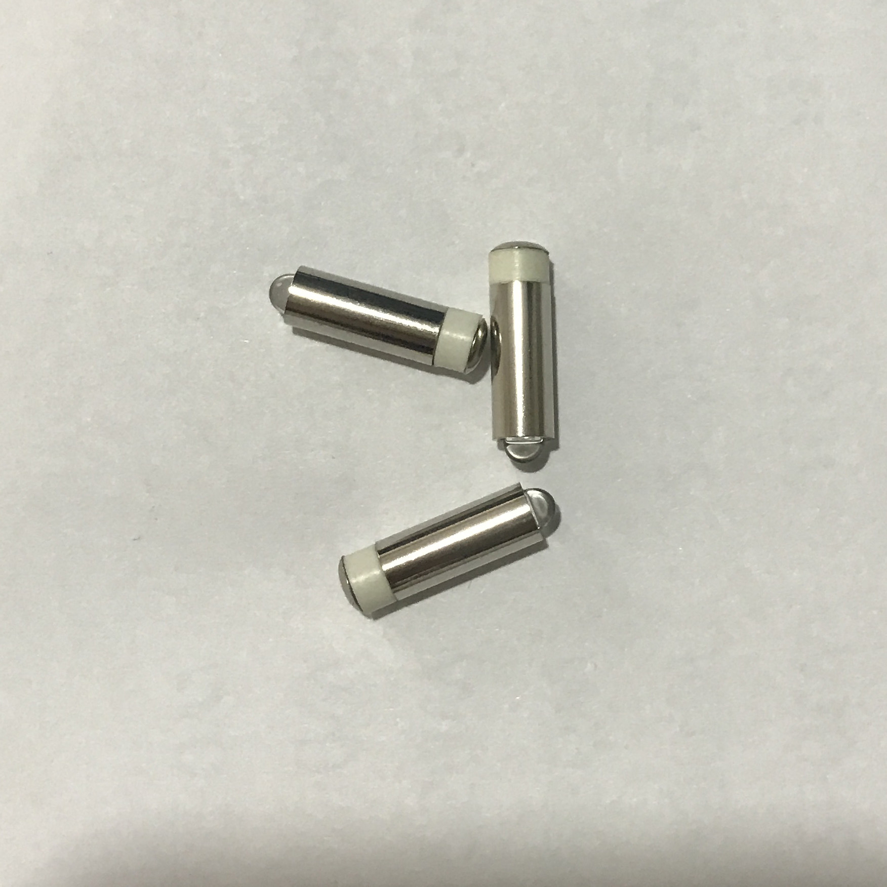 2.5V0.45A检眼镜灯泡 检眼镜专用灯泡2.5v0.45a检眼镜灯泡