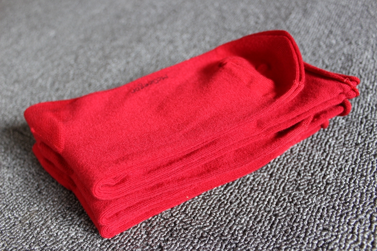 Big red rượu vang đỏ vớ vớ sợi tre vớ cũ không hôi thối tất trắng cao cổ