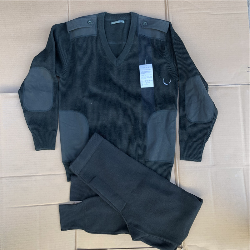 New olive green V collar V collar male section antistatic wool sweater trousers heat-generating clothing pants