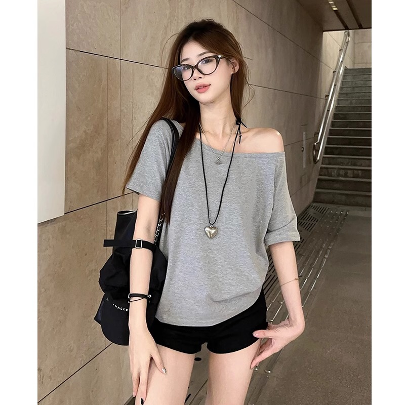 American Retro One-Line Off-Shoulder Slanted Collar Short-Sleeved T-Shirt for Women in Summer Pure Cotton Loose Design Sexy Slanted Shoulder Top American Retro One-Line Off-Shoulder Slanted Collar Short-Sleeved T-Shirt for Women in Summer Pure Cotton Loose Design Sexy Slanted Shoulder Top