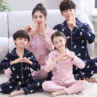 Mùa hè cotton mẹ của phụ nữ gia đình ba hoặc bốn miệng cotton dài tay cha mẹ và con đồ ngủ trang trí nội thất dịch vụ nhà phù hợp với mỏng đồ ngủ nam