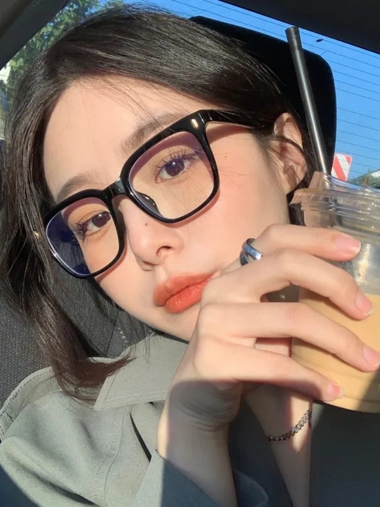 Black Eyeglass Frames for Men and Women with Nearsightedness, Suitable for Large Faces, Slimming, Trendy, Large Square Frames, Plain Frames, Anti-Blue Light