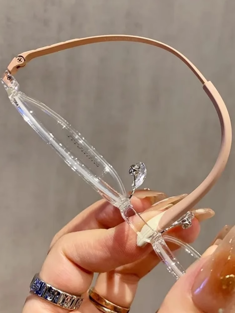 Ultra-Light Polygonal Transparent Gray Glasses for Nearsighted Women, Customizable Prescription, Large Frame, Natural Look, Stylish, Blue Light Blocking Frame