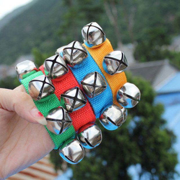 Tiếng chuông của nhạc cụ Orff vang lên tiếng chuông nhảy của trẻ em đàn cho bé