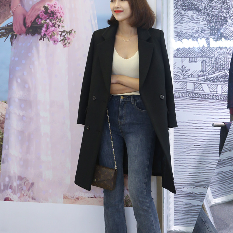 Autumn and winter thick new double-breasted women's mid-length black woolen coat women's Korean version loose woolen coat