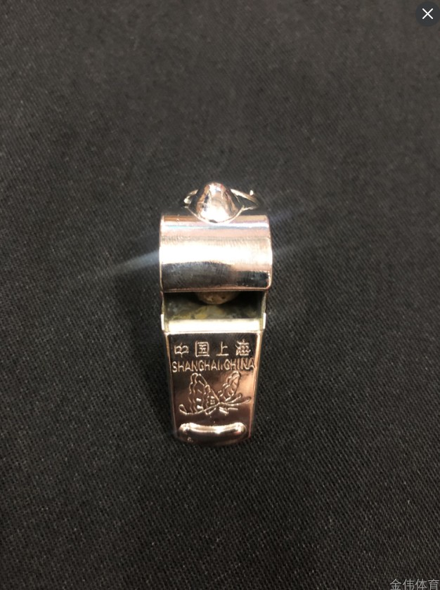 Butterfly medal Bronze whistle (one)