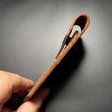 Ножны для ножей 头层牛皮折叠刀刀套疯马皮刀套户外便携挂腰真皮刀鞘刀库工具钳套 Diy