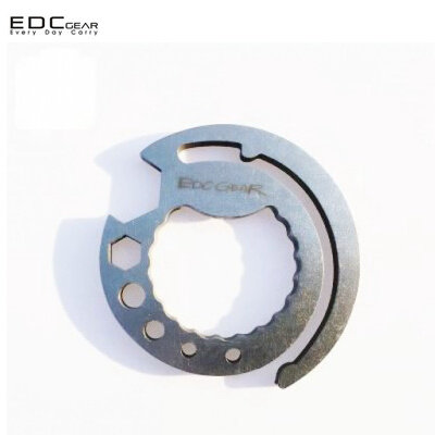 Outdoor Creative Scallop-Shaped Multi-Functional Combination Tool, Inner Corner Bottle Opener, Edc Stainless Steel Tool Pendant