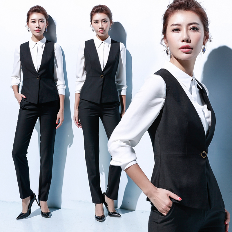 Tailleur femme - Ref 3242919 Image 1