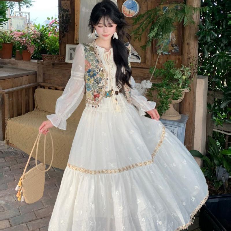 New Bohemian Ethnic Style Heavy Jacquard Vest + Embroidered Gold-Dusted Dress Autumn Two-Piece Set