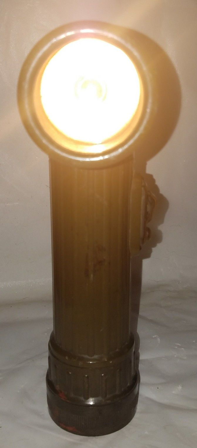 North Korea War to Vietnam War US Army Edition Original Army Marine L Type TL122D flashlight
