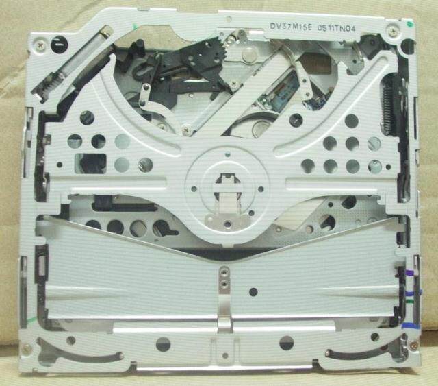 Suitable for Single-Disc Dvd Players of Mercedes-Benz, Bmw, Honda, and Chrysler