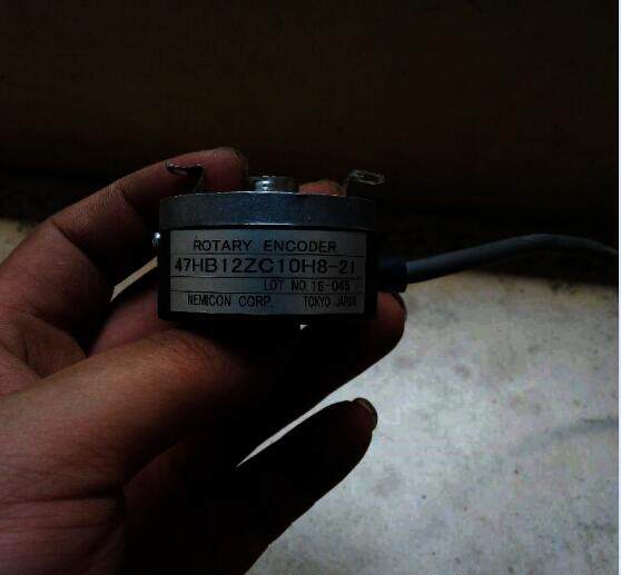 Complete replacement of the Toshiba elevator door machine encoder 47HB12ZC10H8-21