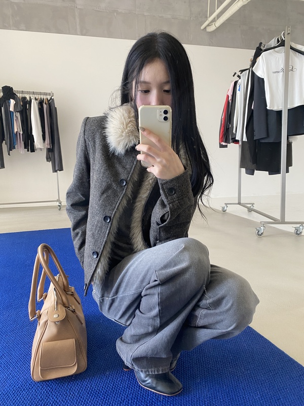 【Saidtome】Retro Coffee-Colored Short Woolen Jacket with Large Fur Collar and Woolen Patchwork Jacket Sai6161 【Saidtome】Retro Coffee-Colored Short Woolen Jacket with Large Fur Collar and Woolen Patchwork Jacket Sai6161