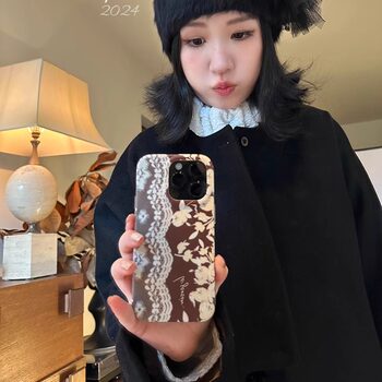 Retro floral elegant iphone case