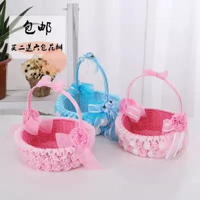Flower girl flower basket Wedding portable sprinkled petals small flower basket Rose rattan woven flower arrangement Western wedding supplies Fruit basket