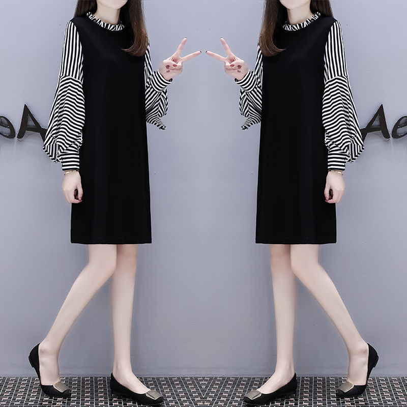 Mealiers fake two-piece dress women's 2022 early autumn new loose and thin temperament high-end black A-line skirt