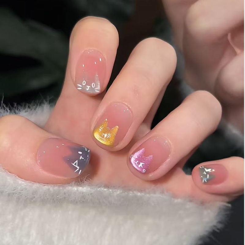 【Thanos Meow】10-Piece Set of Fully Handmade Wearable Nails, Hand-Painted Colorful Cartoon Cute Short Nail Tips