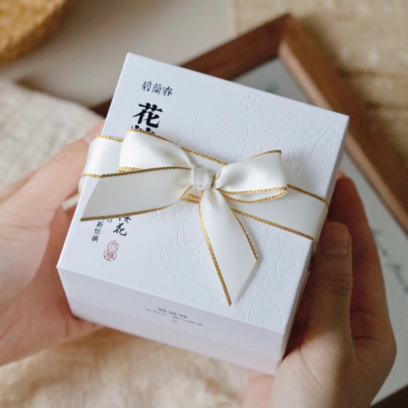 Bilan Chun Guanshan Sakura Essence Instant Tea Cream Essence Women's Health and Wellness Gift Tea Souvenir Sakura Tea Bilan Chun Guanshan Sakura Essence Instant Tea Cream Essence Women's Health and Wellness Gift Tea Souvenir Sakura Tea