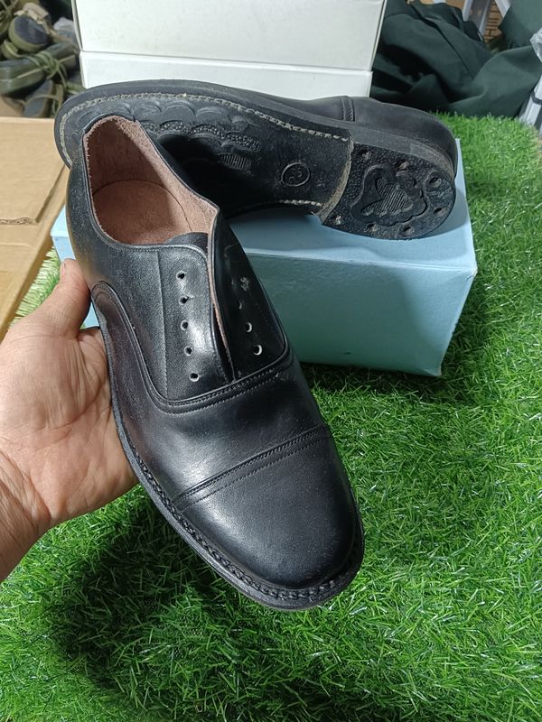 Authentic Old-Fashioned Three-Joint Leather Shoes, Seaweed Pattern Soles, Stock Authentic Old-Fashioned Three-Joint Leather Shoes, Seaweed Pattern Soles, Stock