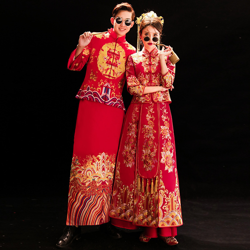 Tremble Show Wedding Dress Bride&apos;s Wedding Dress Chinese Men and Women Suit Groom Traditional Chinese Clothing