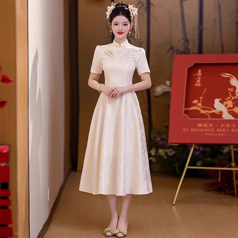 White Registration Dress, Short White Dress, Bridal Engagement Dress, Homecoming Dress, Mid-Length Petite Cheongsam, Toast Dress White Registration Dress, Short White Dress, Bridal Engagement Dress, Homecoming Dress, Mid-Length Petite Cheongsam, Toast Dress