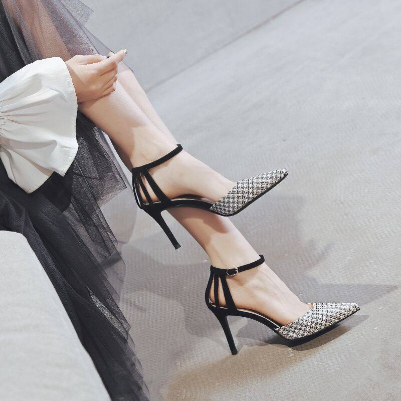 A generation of Canon high-end quality women's shoes rear empo 2022 new summer high heels Heels Slim heel Design small crowd sandals