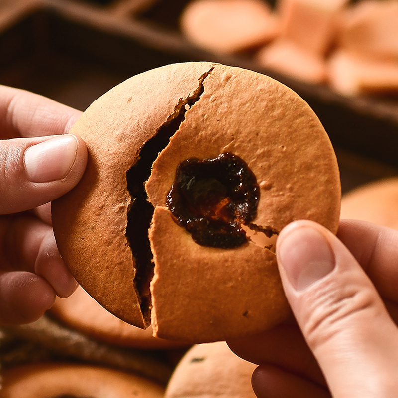 September Come to eat red sugar navel cake single package sandwich pregnant woman children small snacks Chaoshan specie melon cake