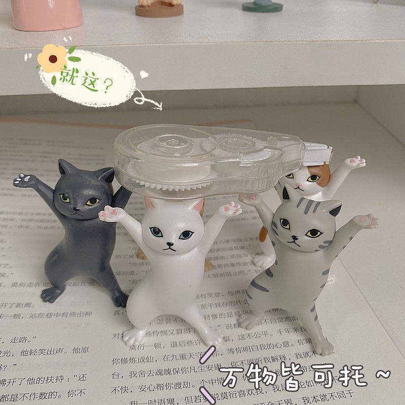 Japan's Qualia co-branded enchanting cat pen holder cute desktop decoration model doll rack cute gift
