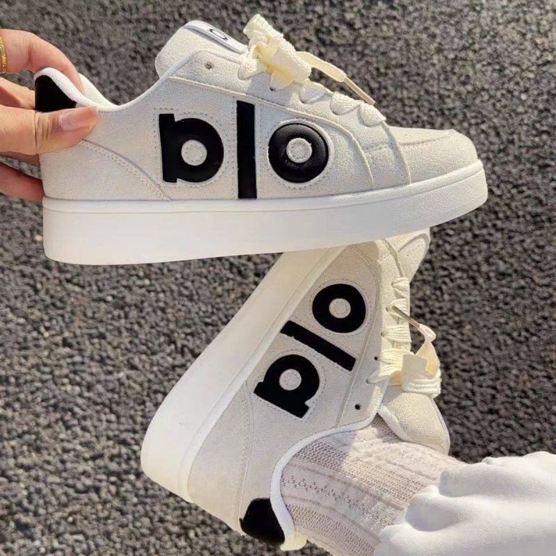 35-43 New Chinese Style Niche Ins Trendy Bread Fashion Women's Shoes Campus Retro Casual Skateboard Shoes