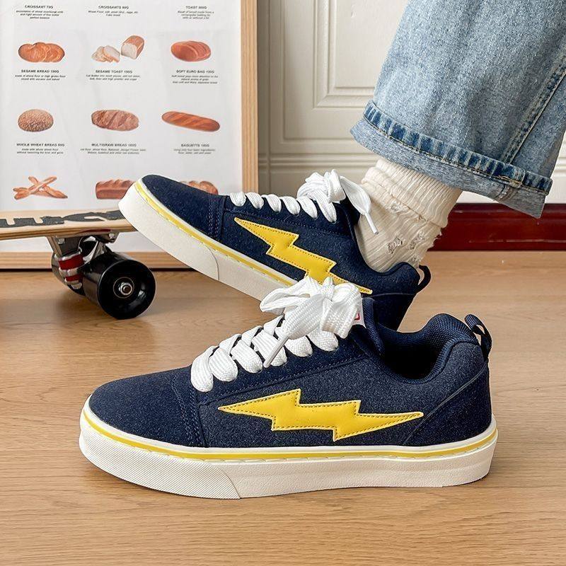 2025 Autumn New Versatile Unisex Casual Trendy Student American Style Niche Lightning Couple Skate Shoes